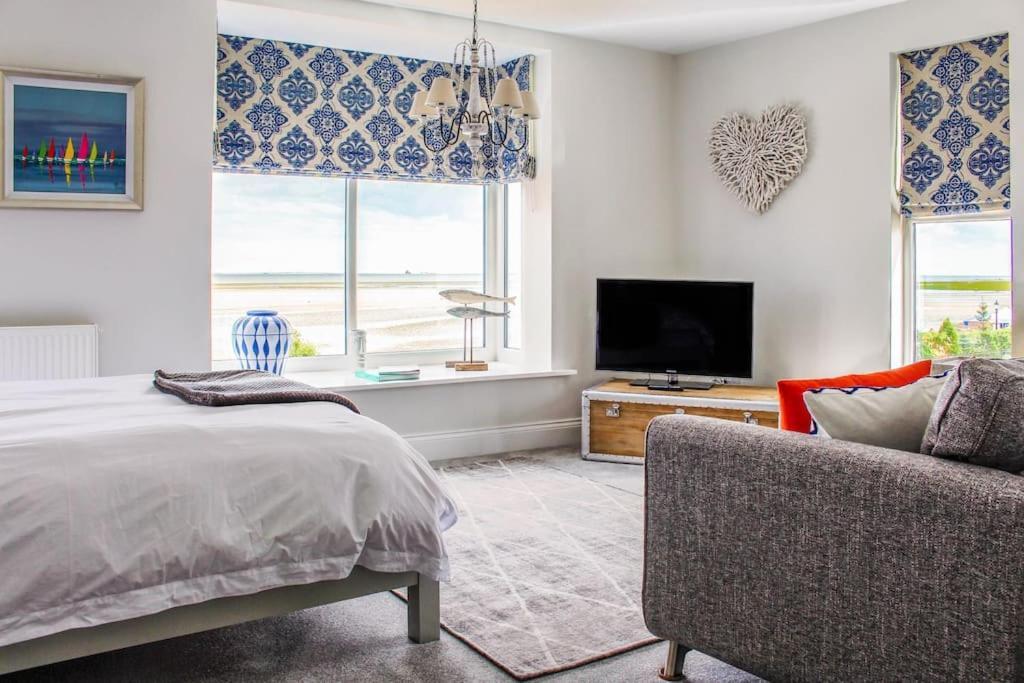 Seafront Apartment With Stunning Views Cleethorpes Kültér fotó